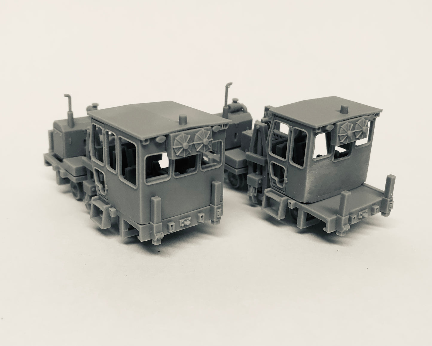 HO Spike Puller, Both Cabs Included