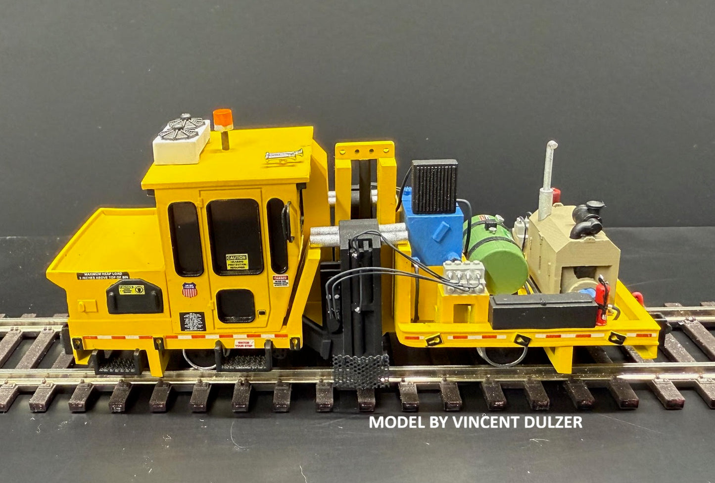 Spike Driver, Includes 2 Cab Options