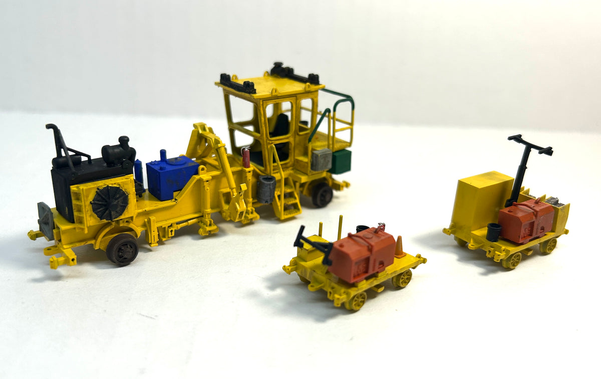 Finished Model - HO Scale TKO and trailers