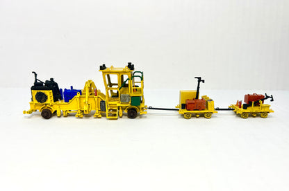 Finished Model - HO Scale TKO and trailers