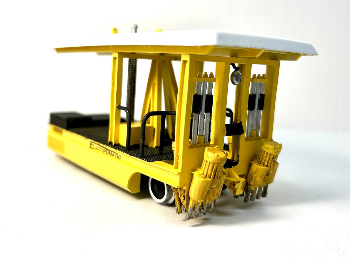 Completed Model - O Scale 50's Tamper