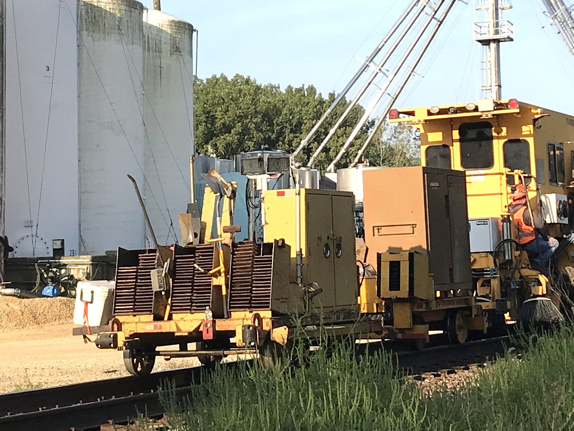 Light Tower and Tie Plate Cart Set